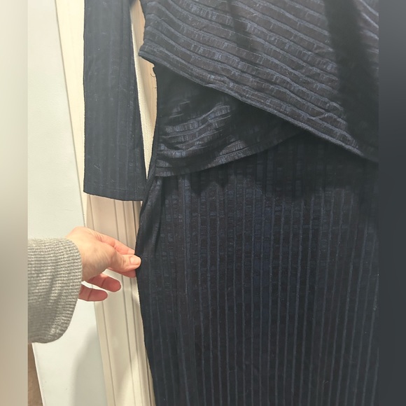 EUC Jessica Simpson Maternity Dress - Picture 2 of 8